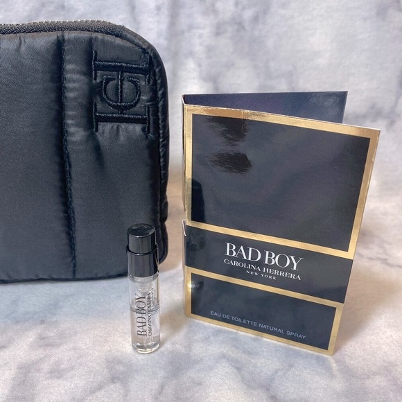 Carolina Herrera Bad Boy Gift Set - 3pc Pouch, Shower Gel, Sample - Picture 6 of 14